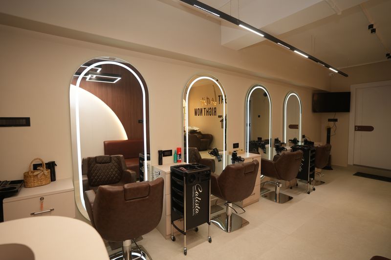 Styling stations at Femina Flaunt Studio Salon
